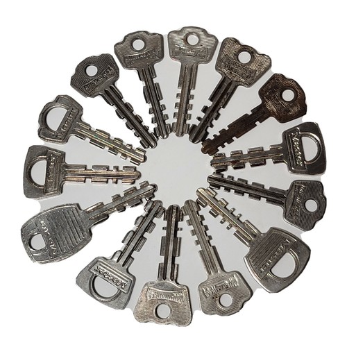 Old master lock co - 14,